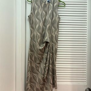 J. McLaughlin Taupe Wave-Print Sleeveless Midi Dress